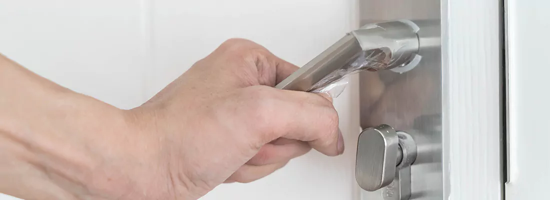 Expert Garage Door Opener Repair and Installation in Pinewood, FL